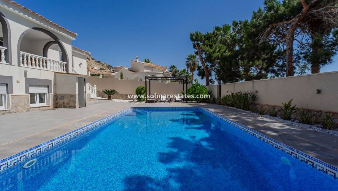 4 camera da letto Villa in vendita in La Marquesa con piscina - 599.000 € (Rif: 9948831)