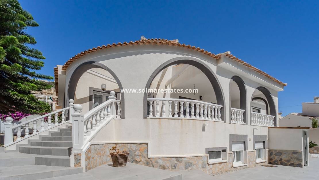 4 camera da letto Villa in vendita in La Marquesa con piscina - 599.000 € (Rif: 9948831)