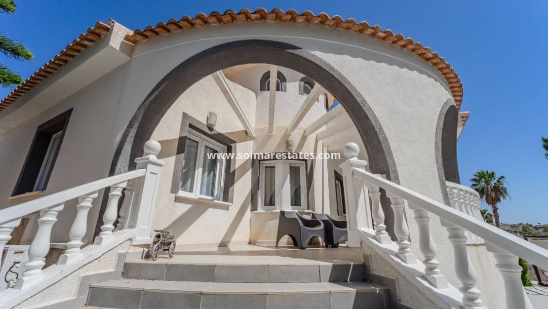 4 camera da letto Villa in vendita in La Marquesa con piscina - 599.000 € (Rif: 9948831)
