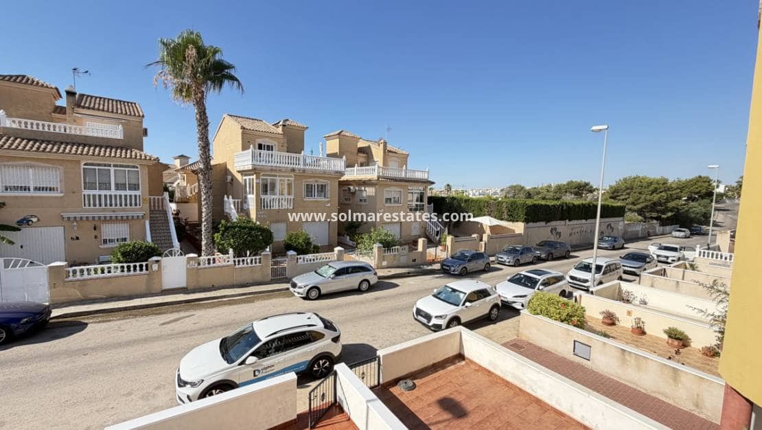 2 chambre Appartement à vendre à Villamartin avec piscine - 159 995 € (Ref: 9948908)