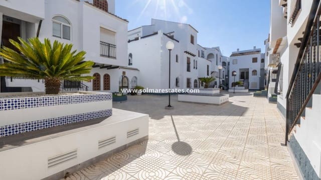 Apartamento de 1 habitación en Playa de los Náufragos, Torrevieja en venta con piscina - 132.000 € (Ref: 9950147)