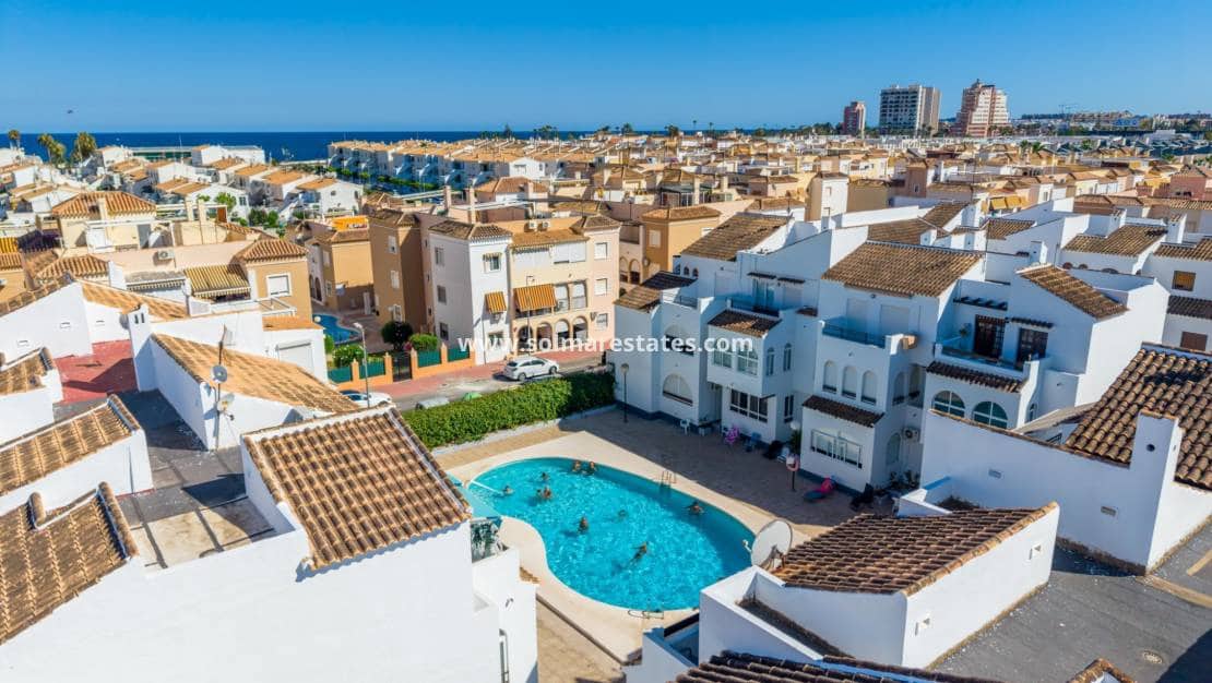 1 Zimmer Apartment zu verkaufen in Torrevieja mit Pool - 132.000 € (Ref: 9950147)