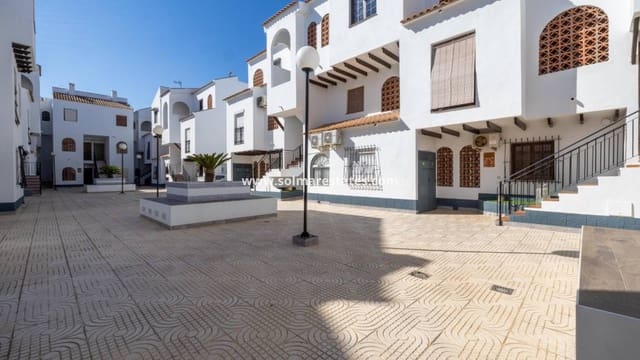 Apartamento de 1 habitación en Playa de los Náufragos, Torrevieja en venta con piscina - 132.000 € (Ref: 9950147)