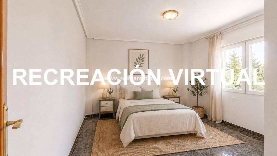 3 slaapkamer Halfvrijstaande villa te koop in Playa Flamenca met zwembad - € 297.000 (Ref: 9956329)