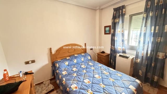 2 sovrum Lägenhet till salu i Villamartin, Orihuela med pool - 159 995 € (Ref: 9964547)