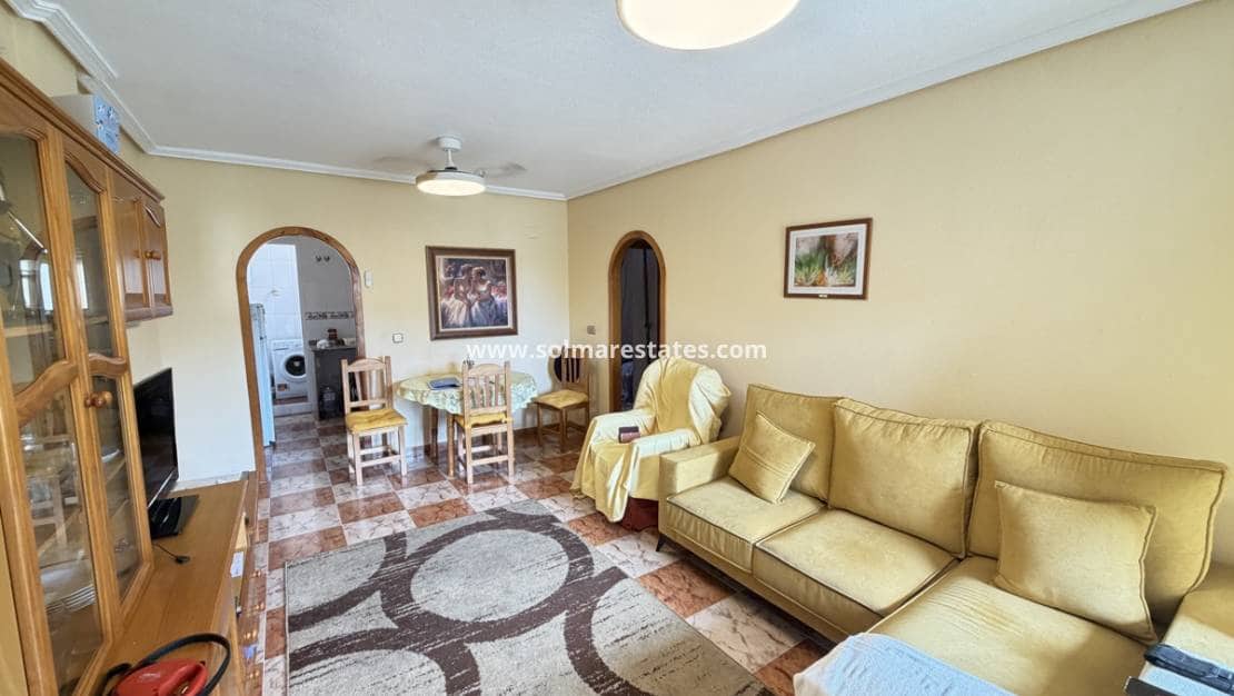 2 sovrum Lägenhet till salu i Villamartin med pool - 159 995 € (Ref: 9964547)
