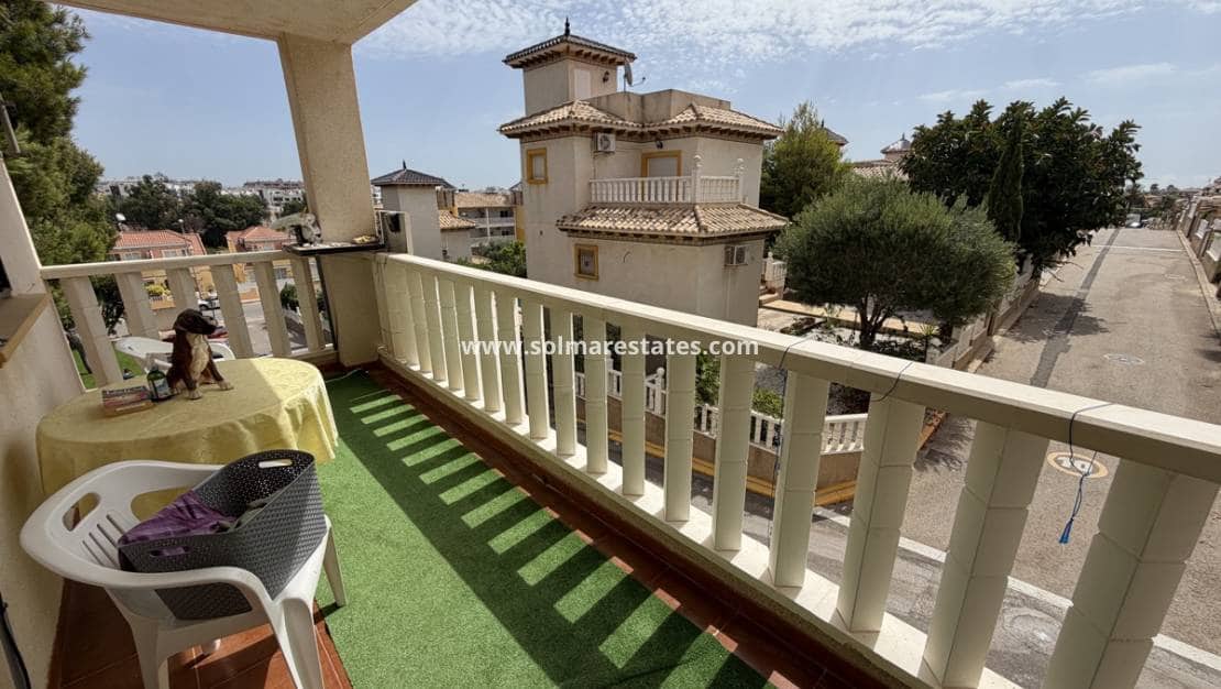 2 sovrum Lägenhet till salu i Villamartin med pool - 159 995 € (Ref: 9964547)