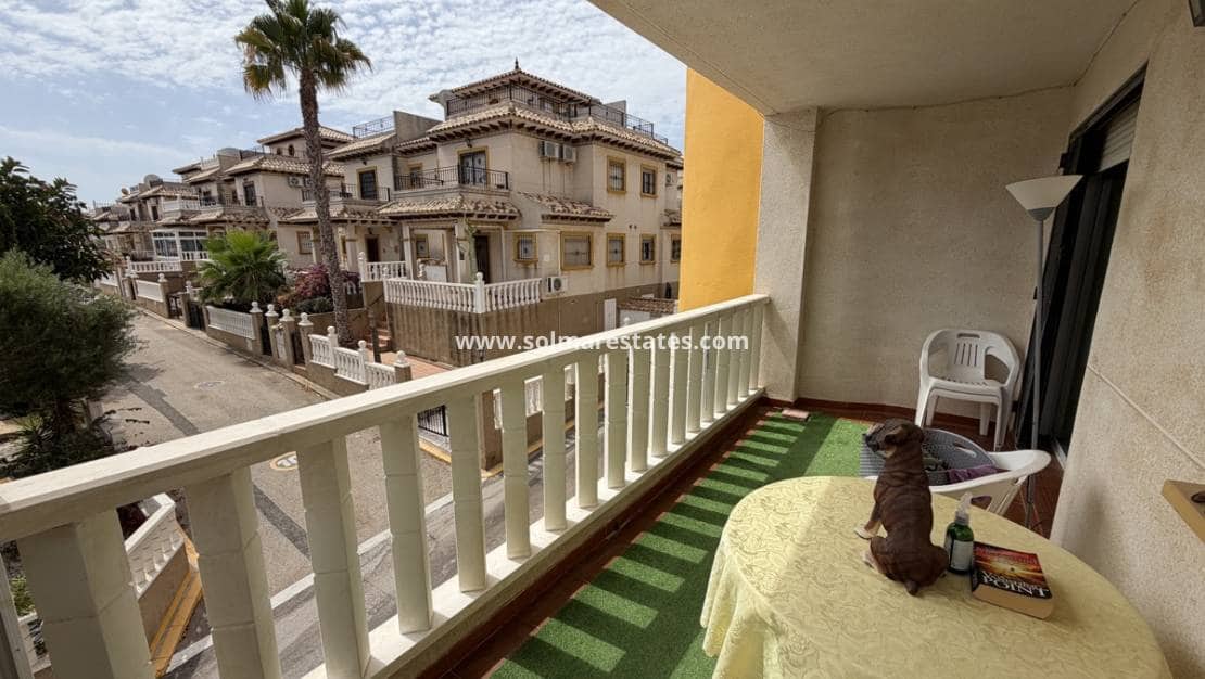 2 sovrum Lägenhet till salu i Villamartin med pool - 159 995 € (Ref: 9964547)