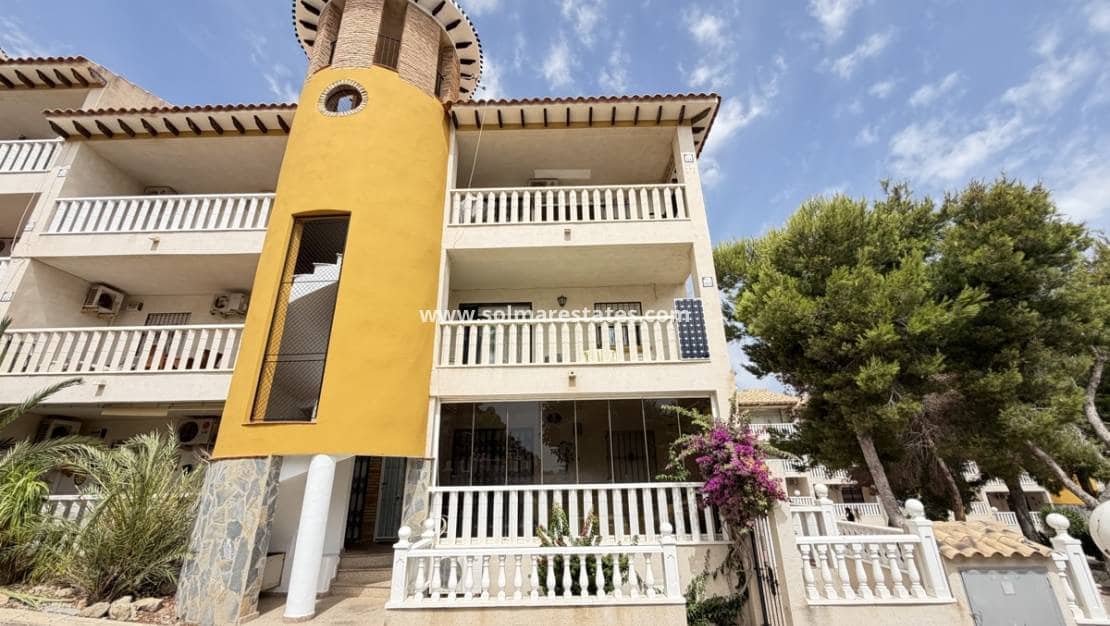 2 sovrum Lägenhet till salu i Villamartin med pool - 159 995 € (Ref: 9964547)