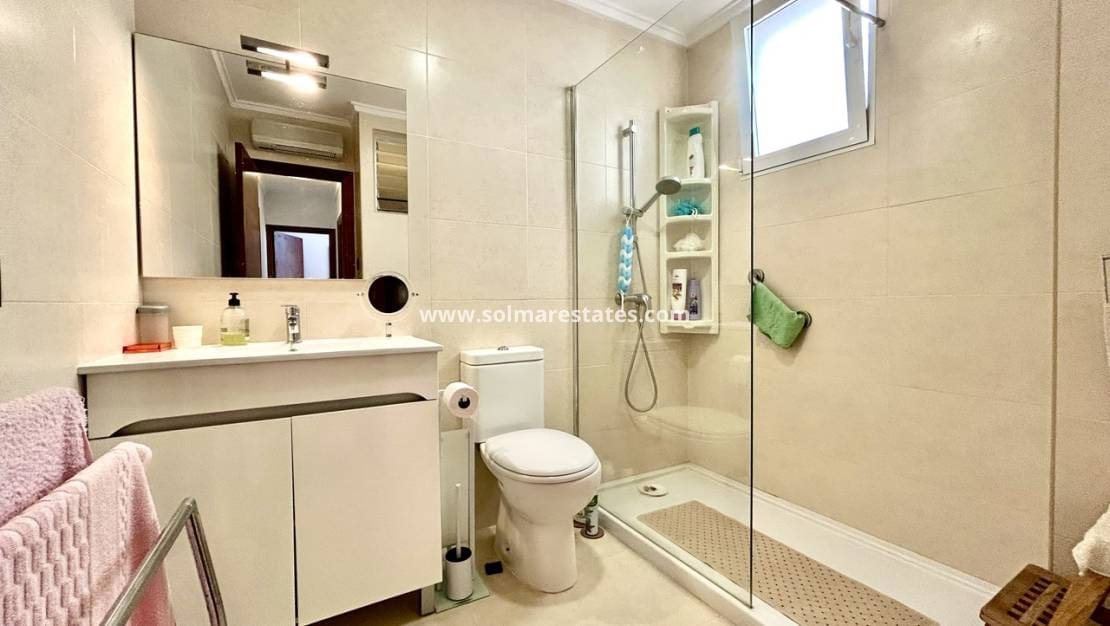 3 soveværelse Lejlighed til salg i Rocio del Mar med swimmingpool - € 225.000 (Ref: 9964548)