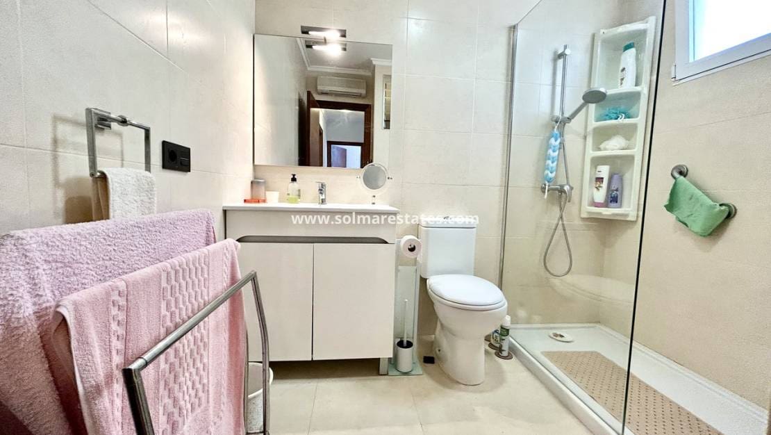 3 soveværelse Lejlighed til salg i Rocio del Mar med swimmingpool - € 225.000 (Ref: 9964548)