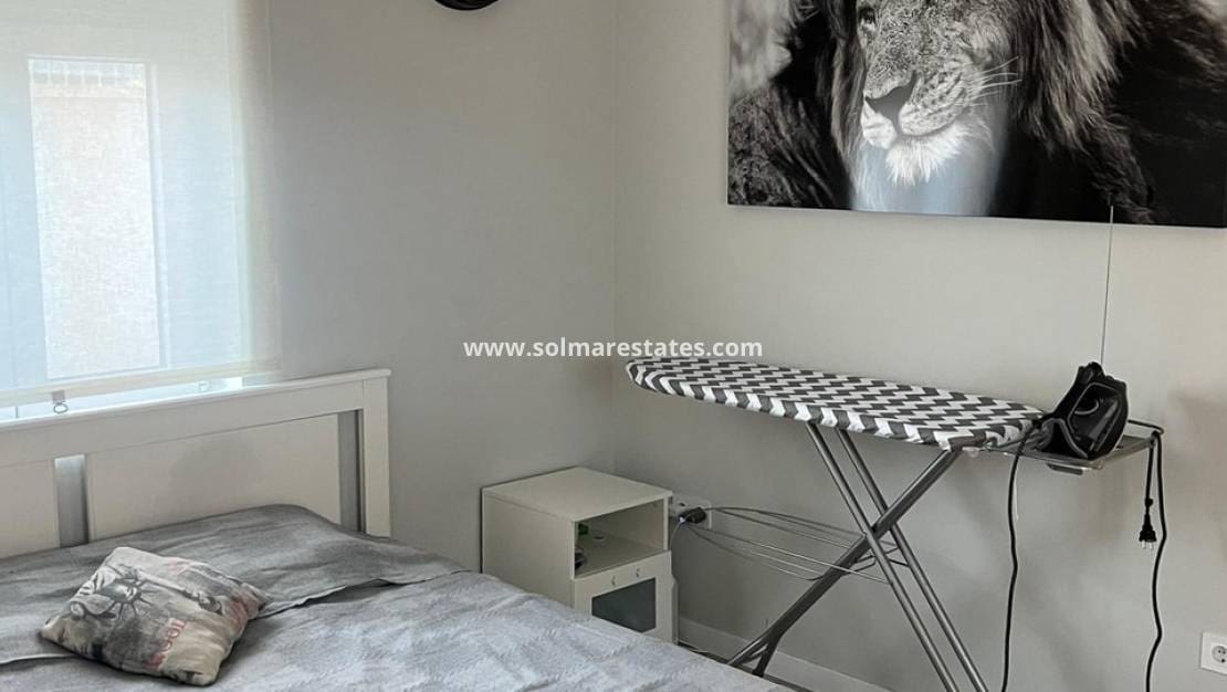 4 bedroom Villa for sale in Lo Pepin with pool - € 460,000 (Ref: 9968839)