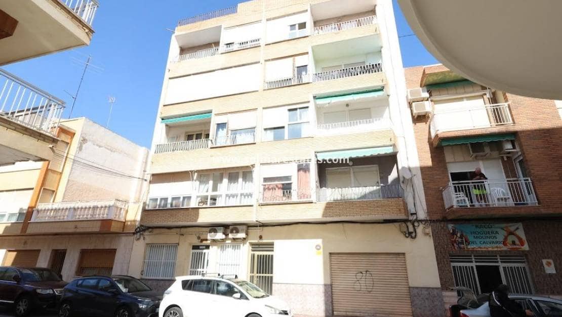 3 makuuhuone Huoneisto myytävänä paikassa Torrevieja - 148 500 € (Ref: 9970856)