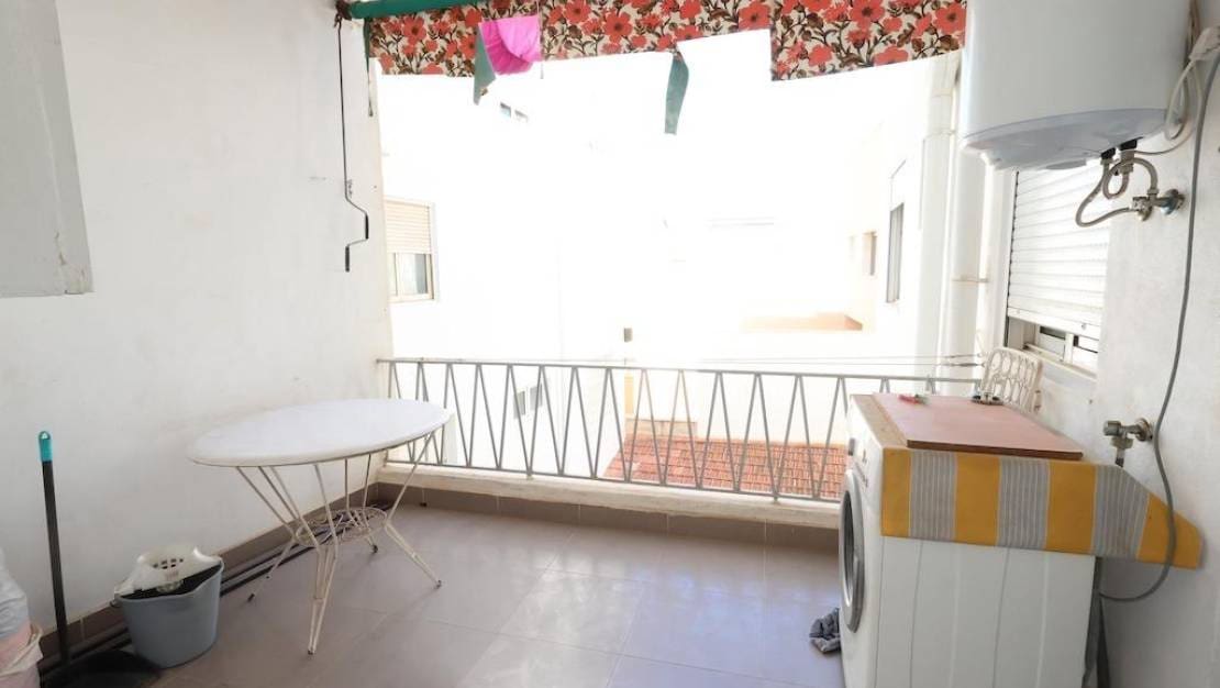 3 makuuhuone Huoneisto myytävänä paikassa Torrevieja - 148 500 € (Ref: 9970856)