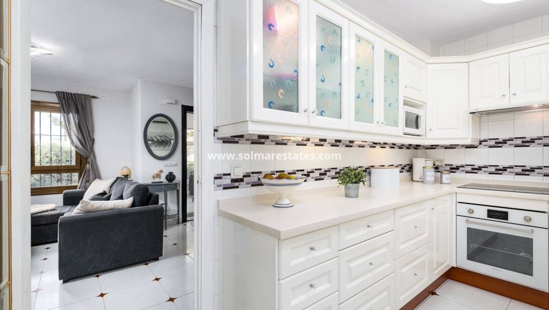 3 soveværelse Byhus til salg i Cabo Roig med swimmingpool - € 340.000 (Ref: 9971477)