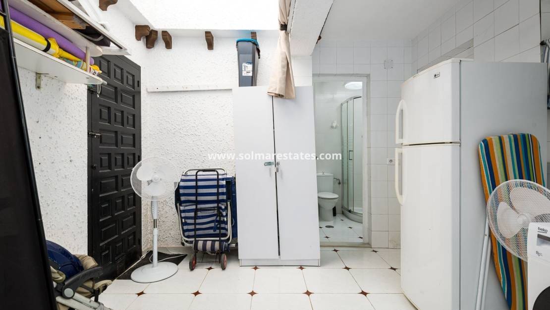 3 soveværelse Byhus til salg i Cabo Roig med swimmingpool - € 340.000 (Ref: 9971477)