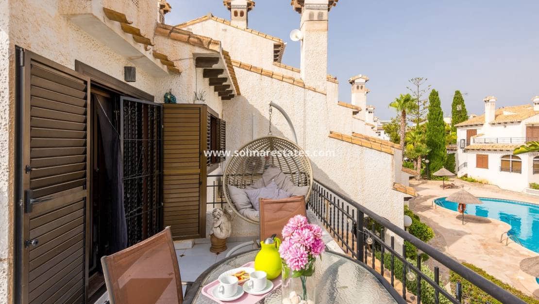 3 soveværelse Byhus til salg i Cabo Roig med swimmingpool - € 340.000 (Ref: 9971477)