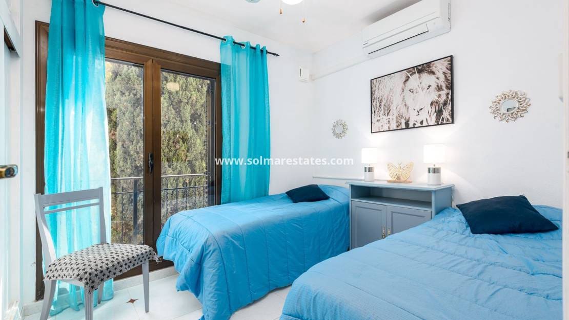 3 soveværelse Byhus til salg i Cabo Roig med swimmingpool - € 340.000 (Ref: 9971477)