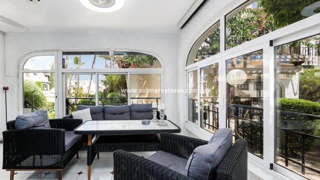 3 soverom Hus til salgs i Cabo Roig, Orihuela med svømmebasseng - € 320 000 (Ref: 9971477)