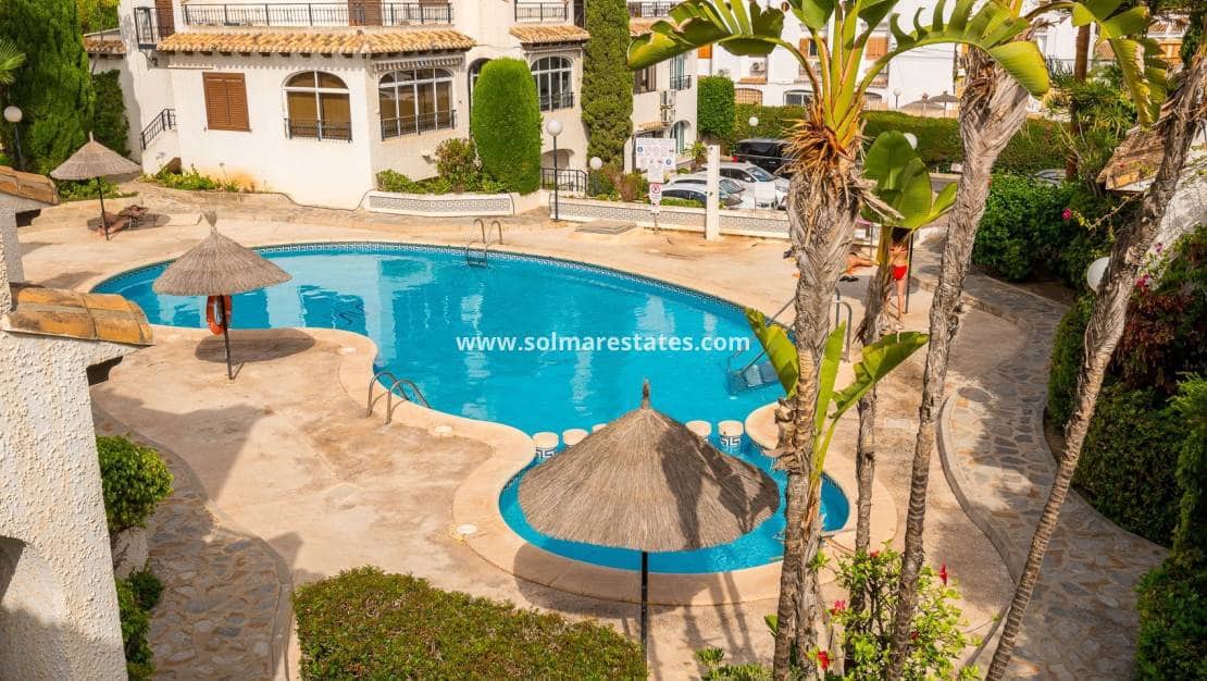 3 soveværelse Byhus til salg i Cabo Roig med swimmingpool - € 340.000 (Ref: 9971477)