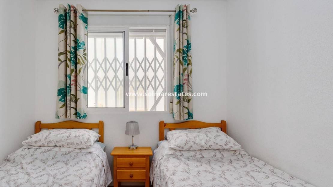2 camera da letto Appartamento in vendita in Torrevieja con piscina - 129.969 € (Rif: 9971479)
