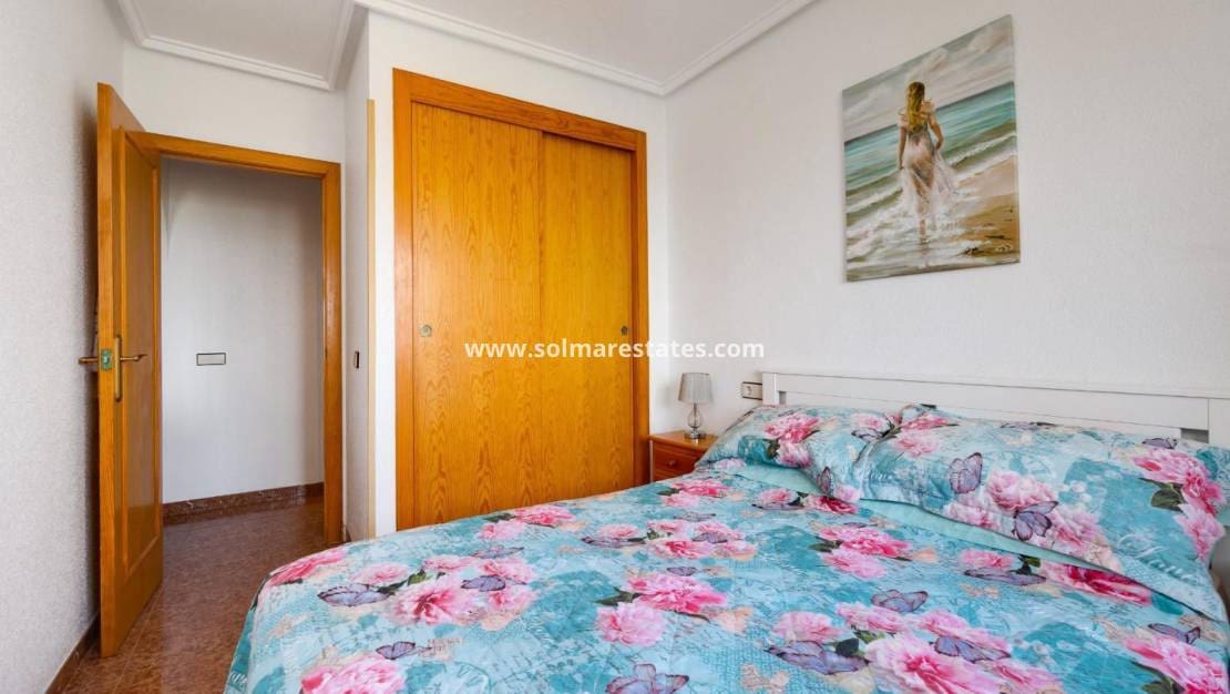 2 camera da letto Appartamento in vendita in Torrevieja con piscina - 129.969 € (Rif: 9971479)