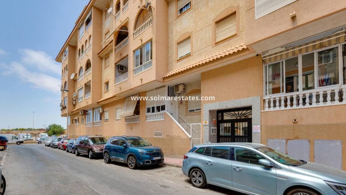 2 camera da letto Appartamento in vendita in Torrevieja con piscina - 129.969 € (Rif: 9971479)