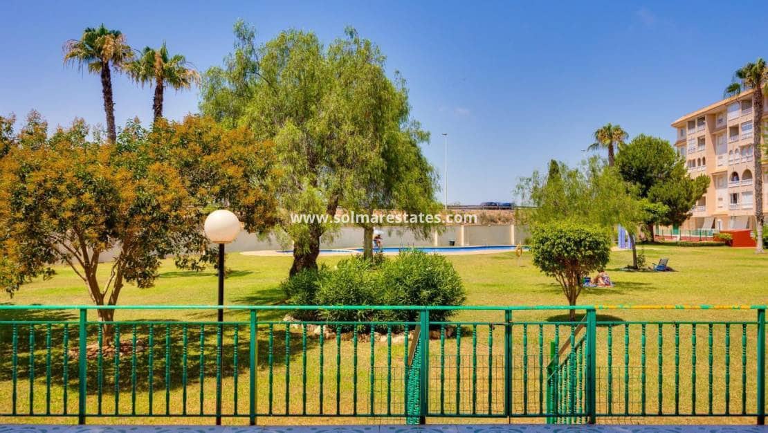 2 camera da letto Appartamento in vendita in Torrevieja con piscina - 129.969 € (Rif: 9971479)