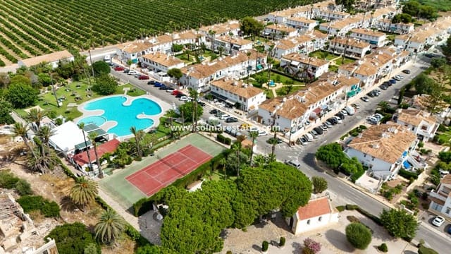 1 soverom Leilighet til salgs i Los Balcones med svømmebasseng - € 122 000 (Ref: 9971723)