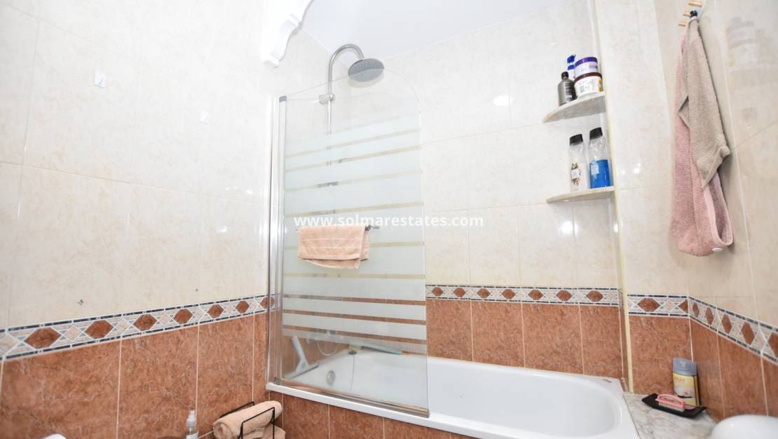 2 Zimmer Haus zu verkaufen in Algorfa mit Pool - 134.995 € (Ref: 9973598)