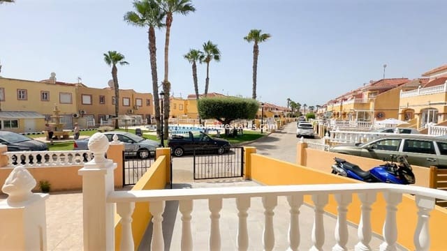 2 slaapkamer Huis te koop in Cabo Roig, Orihuela met zwembad - € 255.000 (Ref: 9974275)