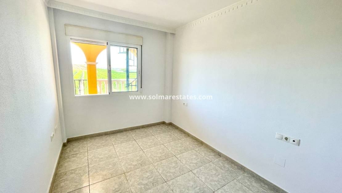 2 bedroom Apartment for sale in Algorfa with pool - € 157,900 (Ref: 9976669)