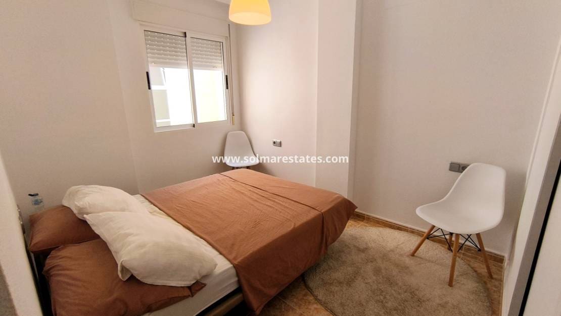 2 bedroom Apartment for sale in Algorfa with pool - € 129,950 (Ref: 9976671)