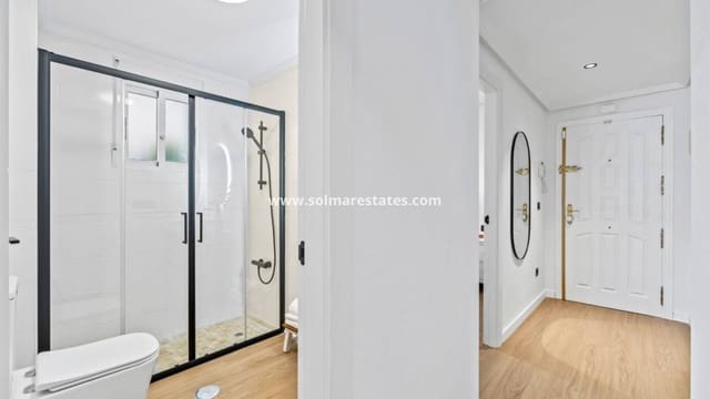 2 slaapkamer Appartement te koop in Playa Flamenca, Orihuela met zwembad - € 194.800 (Ref: 9976673)