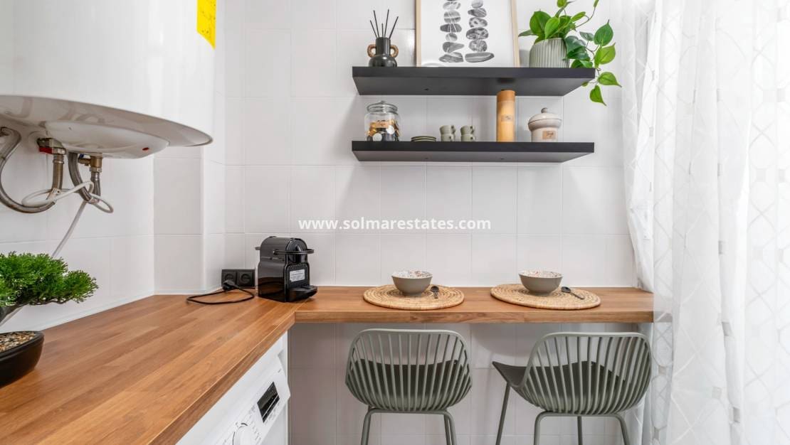 2 slaapkamer Appartement te koop in Playa Flamenca met zwembad - € 194.800 (Ref: 9976673)