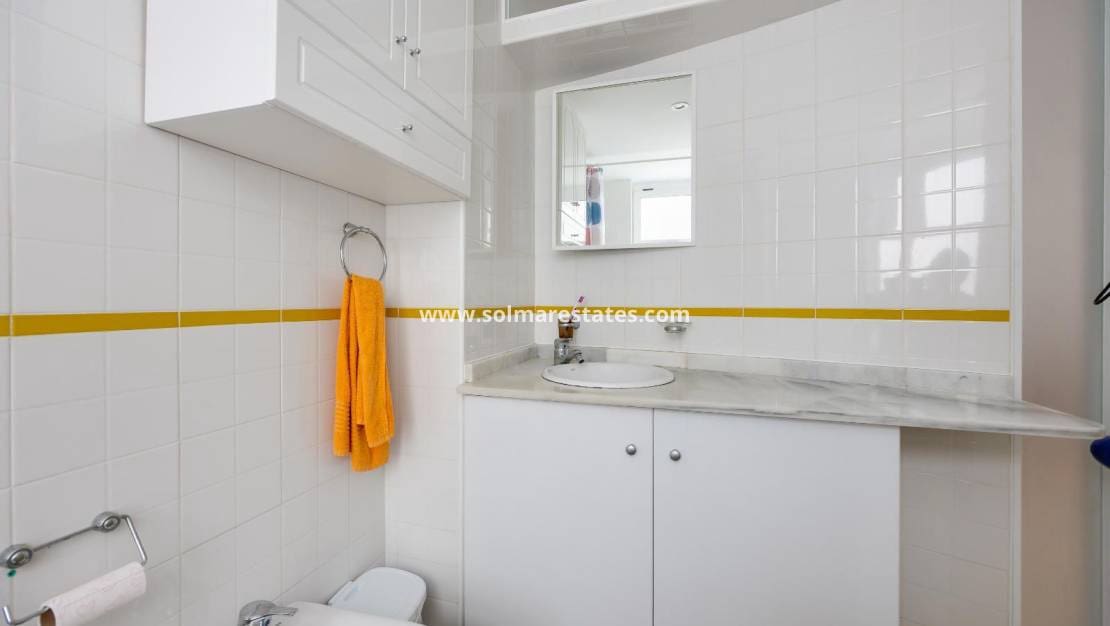 2 soverom Leilighet til salgs i Playa Flamenca med svømmebasseng - € 194 969 (Ref: 9976679)