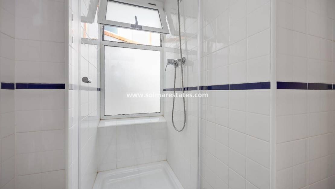 2 soverom Leilighet til salgs i Playa Flamenca med svømmebasseng - € 194 969 (Ref: 9976679)