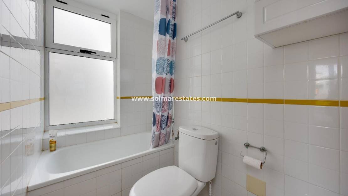2 soverom Leilighet til salgs i Playa Flamenca med svømmebasseng - € 194 969 (Ref: 9976679)