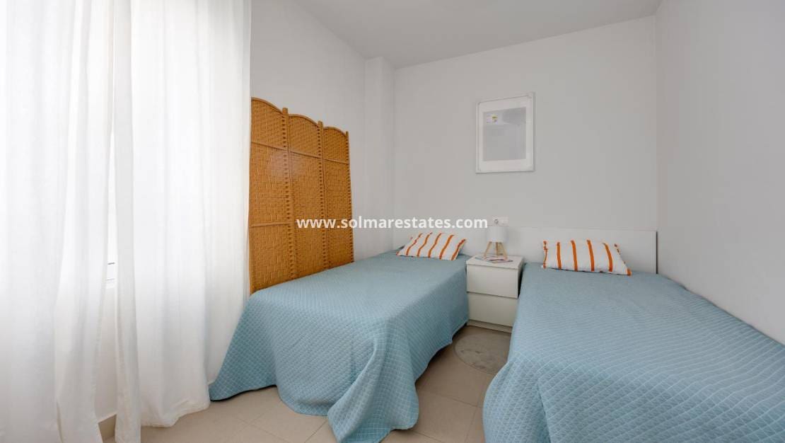 2 soverom Leilighet til salgs i Playa Flamenca med svømmebasseng - € 194 969 (Ref: 9976679)
