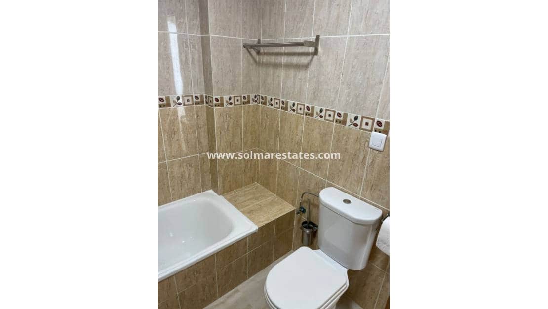 2 soverom Leilighet til salgs i San Miguel de Salinas med svømmebasseng - € 125 000 (Ref: 9976680)
