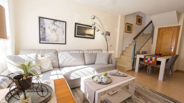 2 Zimmer Doppelhaus zu verkaufen in Villamartin, Orihuela mit Pool - 189.000 € (Ref: 9976681)