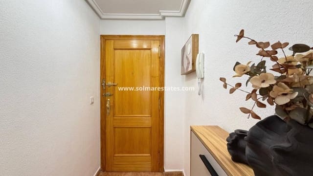 2 Zimmer Apartment zu verkaufen in Puerto Deportivo, Torrevieja - 144.900 € (Ref: 9977714)