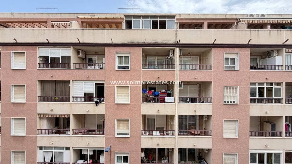 2 Zimmer Apartment zu verkaufen in Torrevieja - 144.900 € (Ref: 9977714)