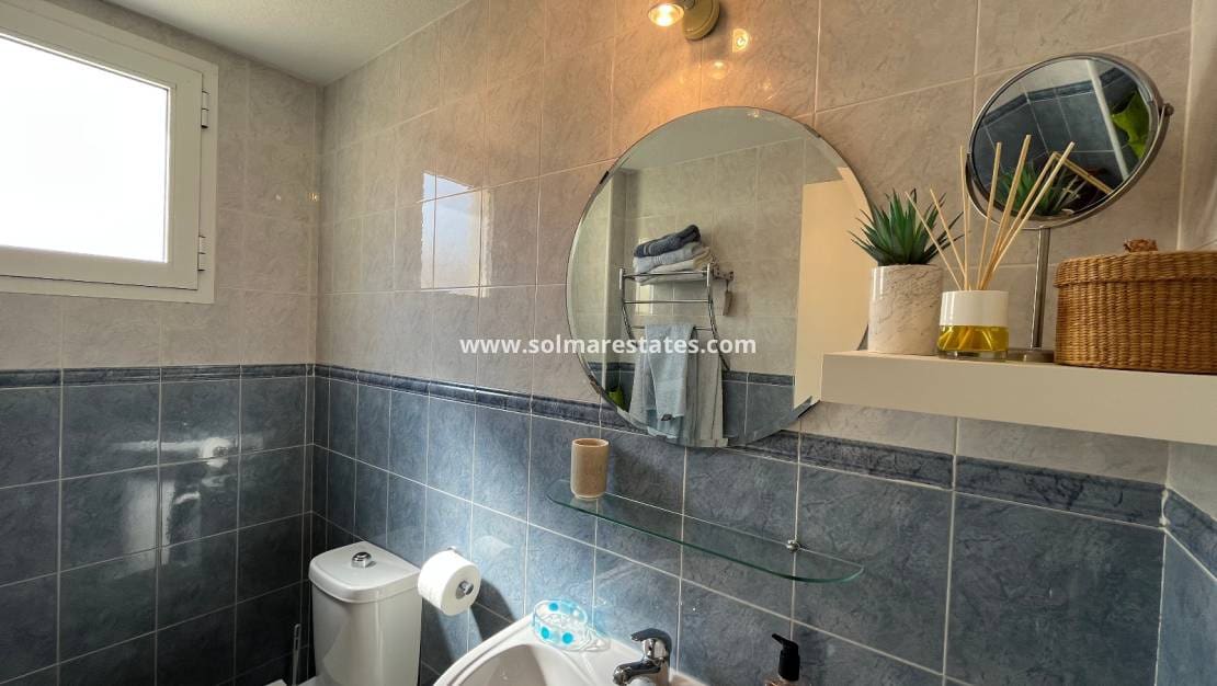2 slaapkamer Appartement te koop in Villamartin met zwembad - € 164.000 (Ref: 9978059)