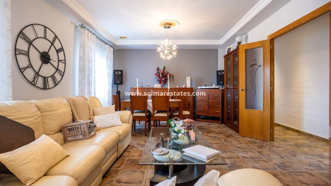 5 Zimmer Villa zu verkaufen in La Hoya mit Pool - 510.000 € (Ref: 9981349)