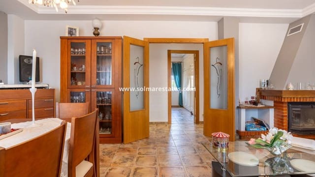 5 soverom Villa til salgs i La Hoya, Elche / Elx med svømmebasseng - € 510 000 (Ref: 9981349)