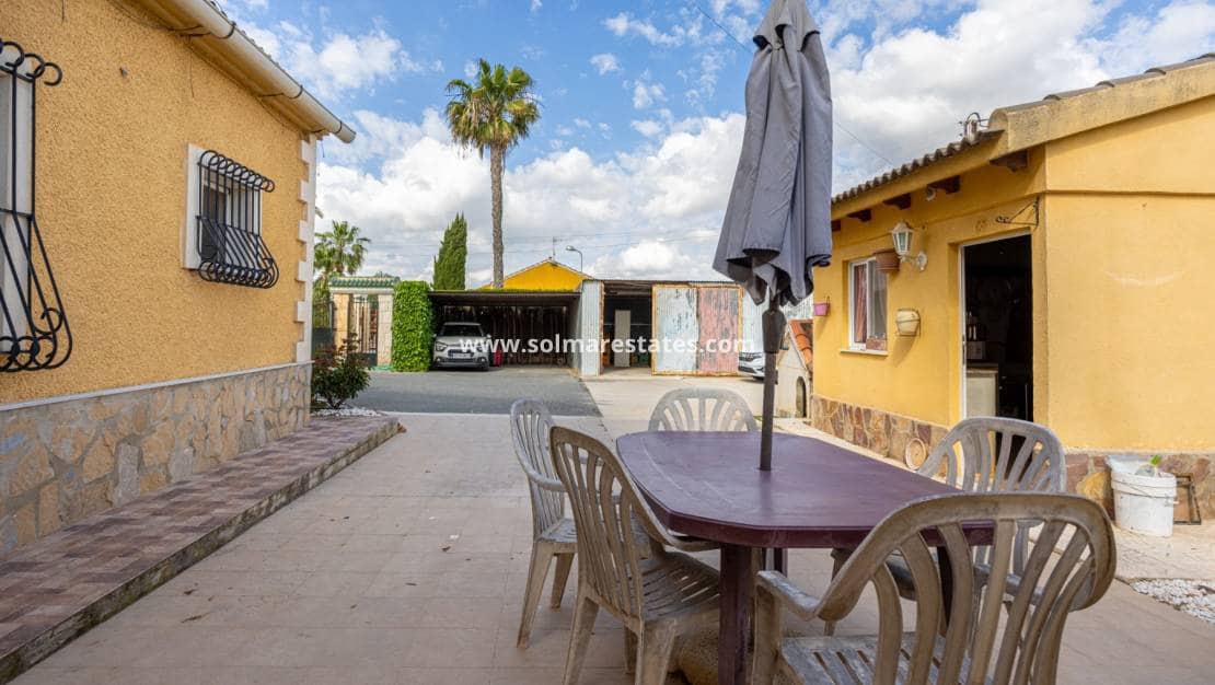 5 Zimmer Villa zu verkaufen in La Hoya mit Pool - 510.000 € (Ref: 9981349)