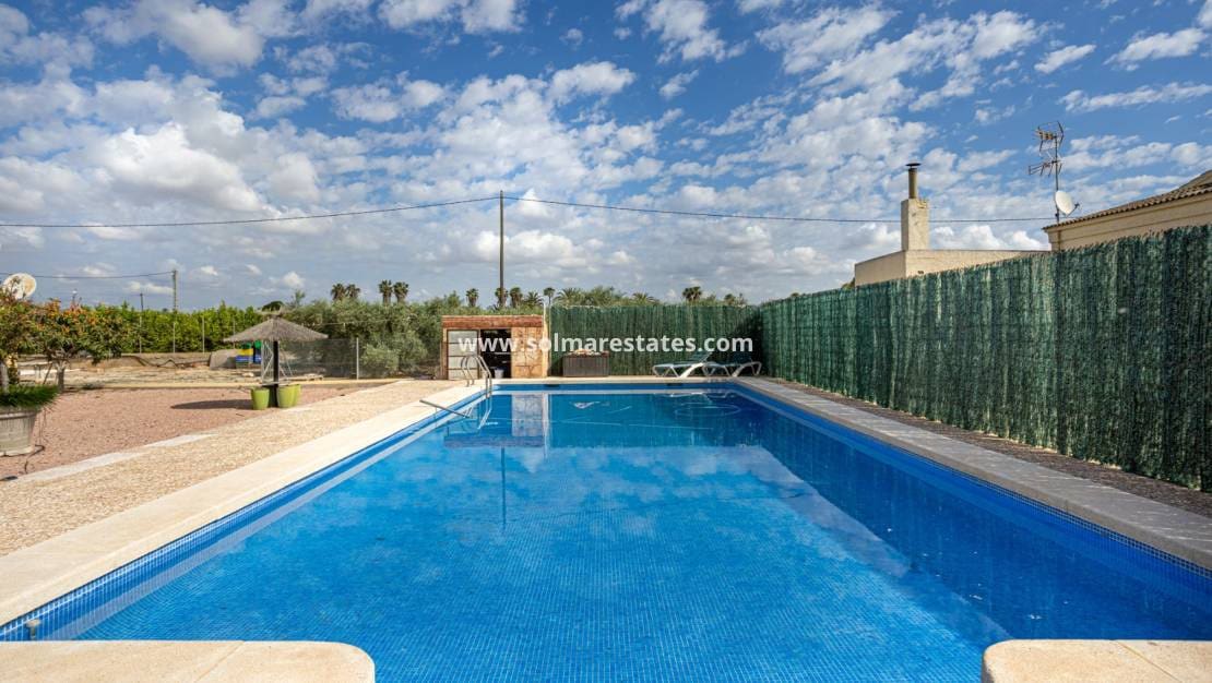 5 Zimmer Villa zu verkaufen in La Hoya mit Pool - 510.000 € (Ref: 9981349)