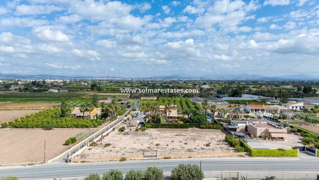 5 Zimmer Villa zu verkaufen in La Hoya mit Pool - 510.000 € (Ref: 9981349)