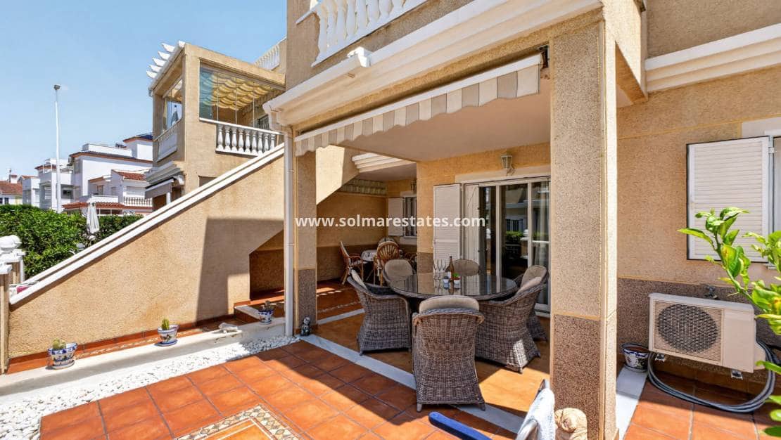 2 soverom Leilighet til salgs i Playa Flamenca med svømmebasseng - € 226 000 (Ref: 9981474)